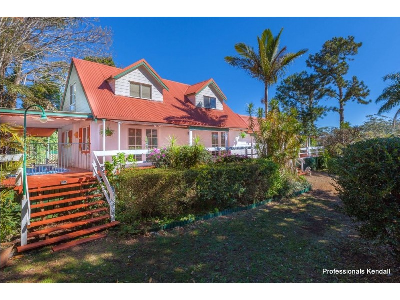 21 Chalmette Drive, Tamborine Mountain QLD 4272