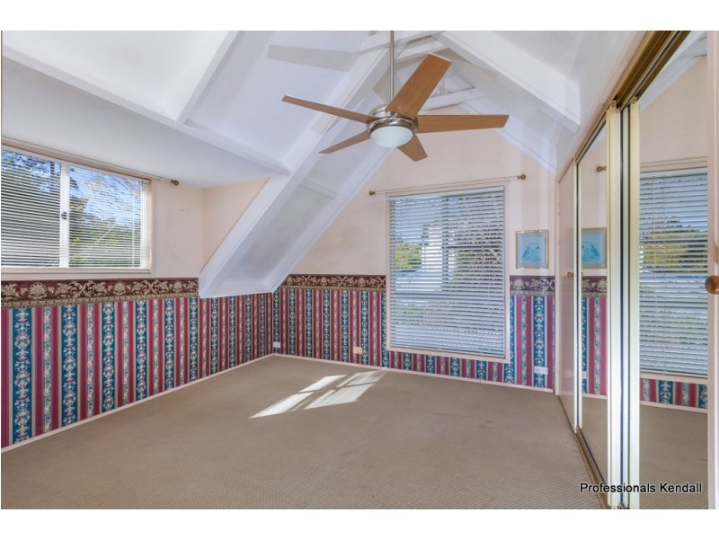 21 Chalmette Drive, Tamborine Mountain QLD 4272