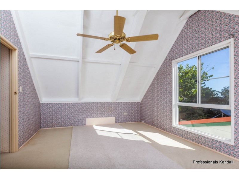 21 Chalmette Drive, Tamborine Mountain QLD 4272