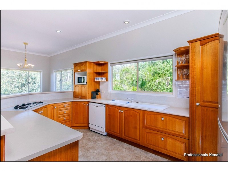 7 Saguaro Court, Tamborine Mountain QLD 4272