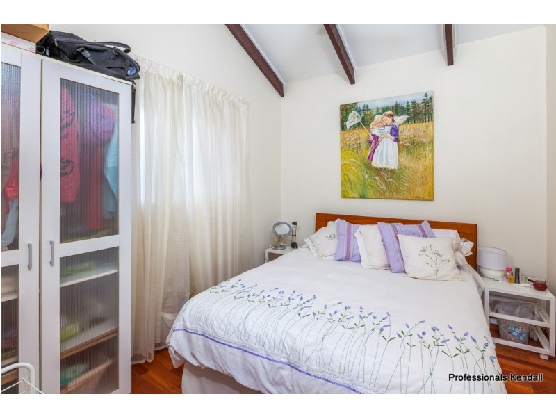 11 B LONG RD, Tamborine Mountain QLD 4272