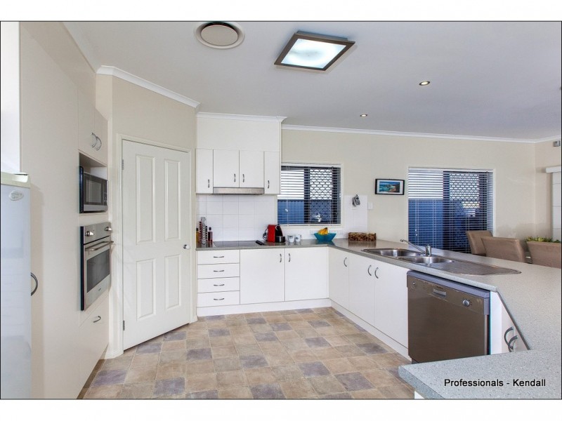 9 Tequesta Drive, Beaudesert QLD 4285