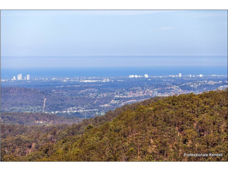 9 Kailas Court, Tamborine Mountain QLD 4272