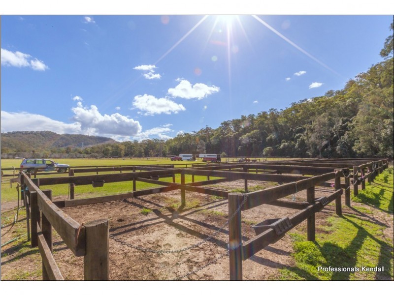 21 Memorial Drive, Upper Coomera QLD 4209