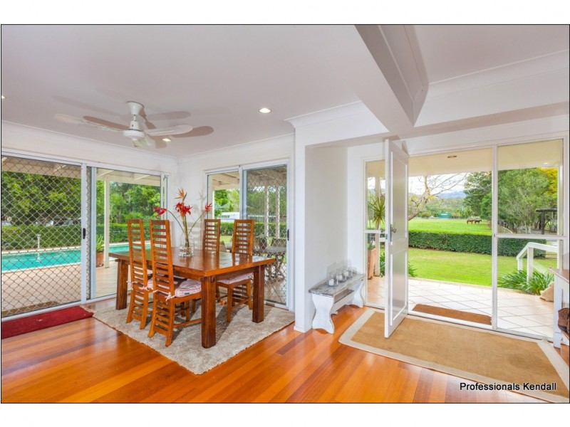 36 Tarata Rd, Guanaba QLD 4210