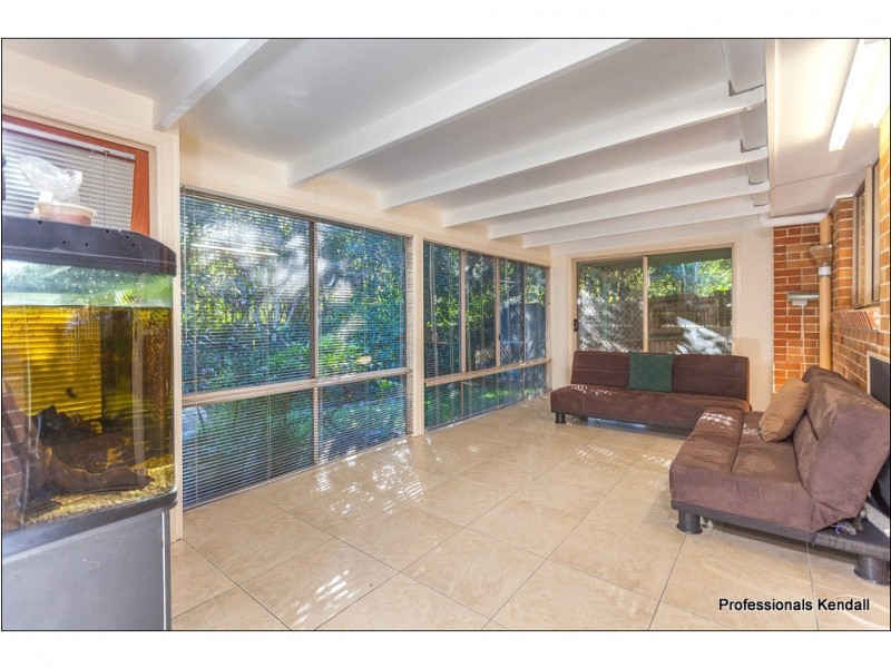 Unit 4 / 18-22 Knoll Road, Tamborine Mountain QLD 4272