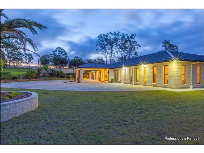 6 Cargellico Street, Maudsland QLD 4210