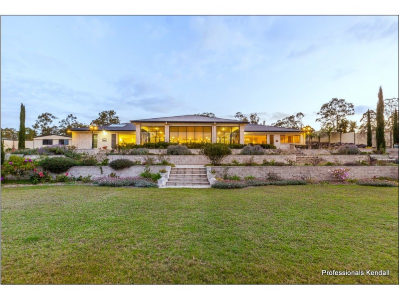 6 Cargellico Street, Maudsland QLD 4210