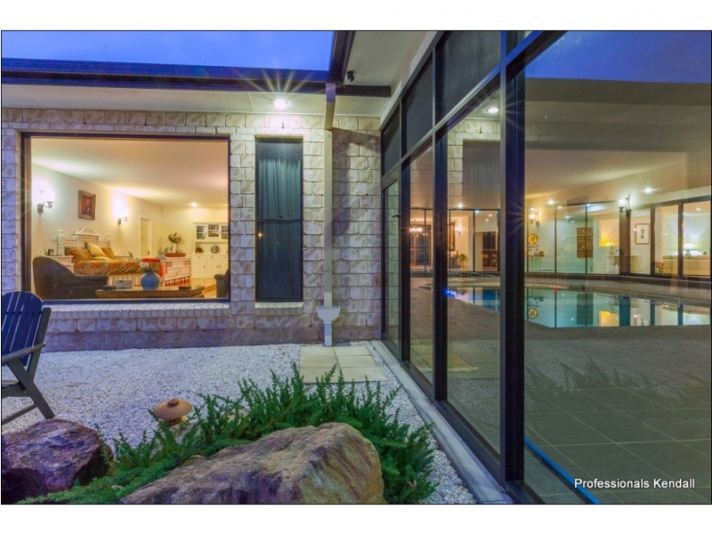 6 Cargellico Street, Maudsland QLD 4210
