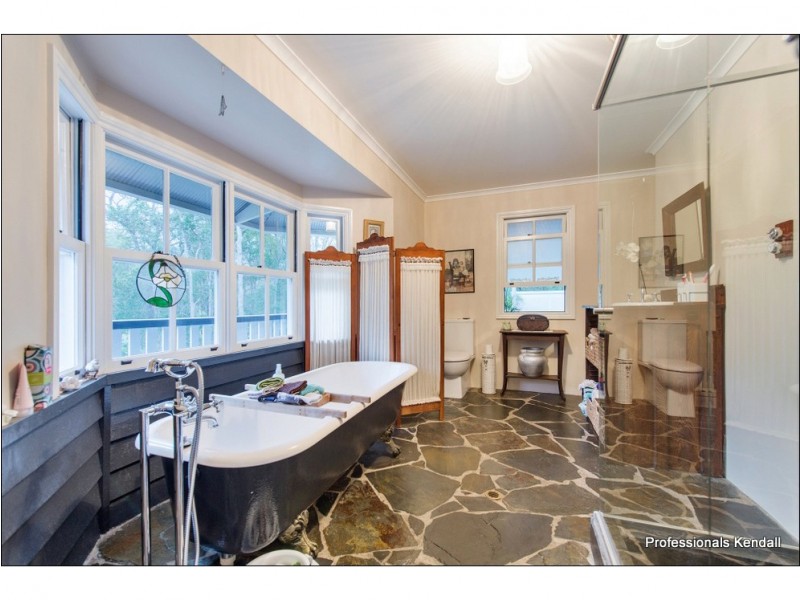 249 Leach Road, Tamborine QLD 4270