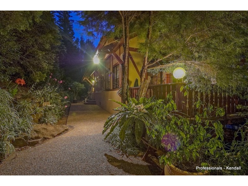 246 MacDonnell Road, Tamborine Mountain QLD 4272