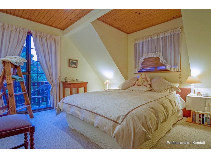 246 MacDonnell Road, Tamborine Mountain QLD 4272