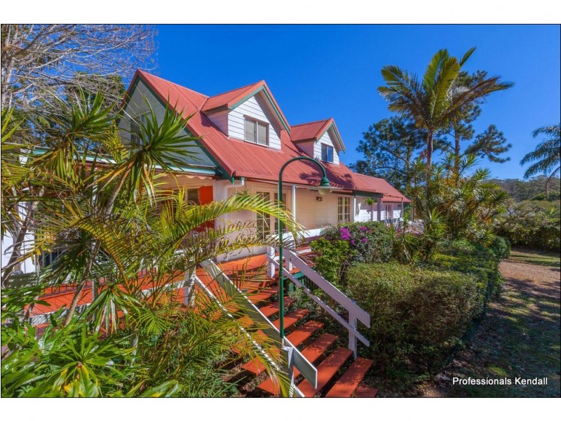 21 Chalmette Drive, Tamborine Mountain QLD 4272