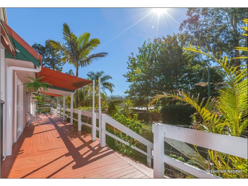 21 Chalmette Drive, Tamborine Mountain QLD 4272