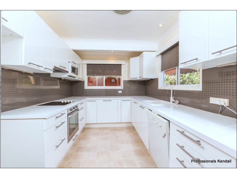 21 Chalmette Drive, Tamborine Mountain QLD 4272