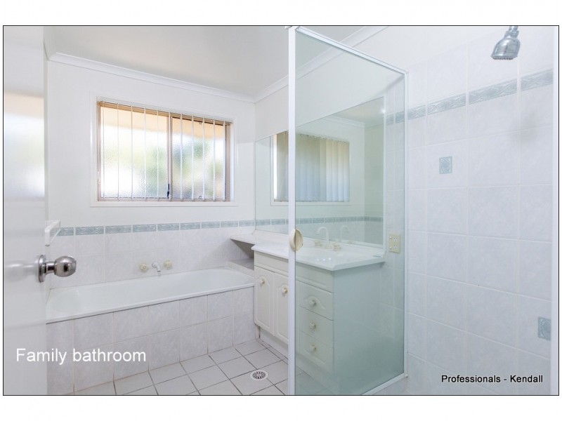 3 Kathleen Cr, Beaudesert QLD 4285