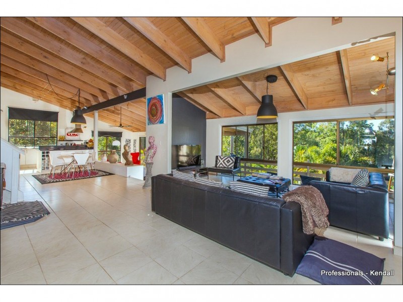 11 Myra Court, Canungra QLD 4275