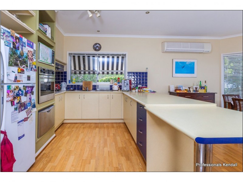 8 Jenyns Road, Tamborine Mountain QLD 4272