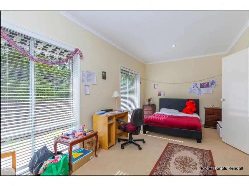 8 Jenyns Road, Tamborine Mountain QLD 4272