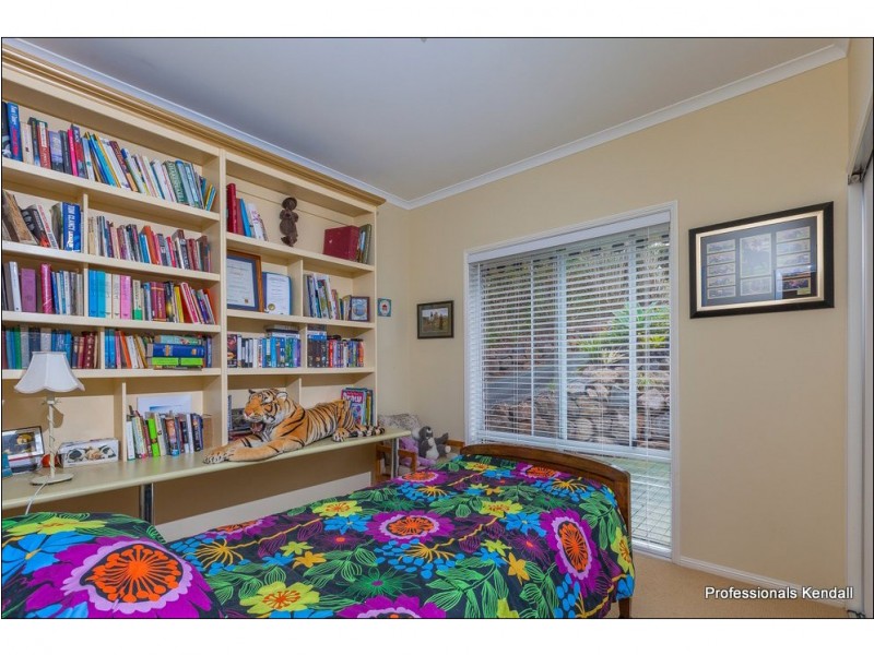 8 Jenyns Road, Tamborine Mountain QLD 4272