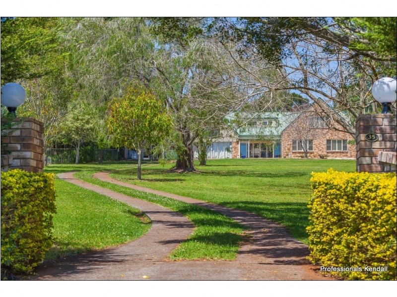 35 Bateke Road, Tamborine Mountain QLD 4272