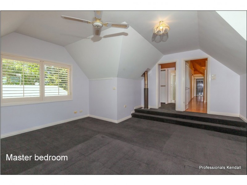 35 Bateke Road, Tamborine Mountain QLD 4272