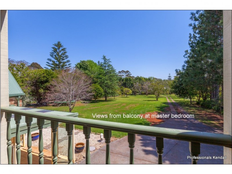 35 Bateke Road, Tamborine Mountain QLD 4272