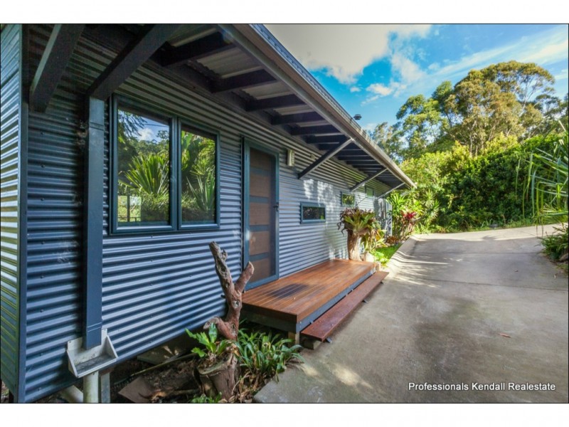 10 Madura Ct, Tamborine Mountain QLD 4272
