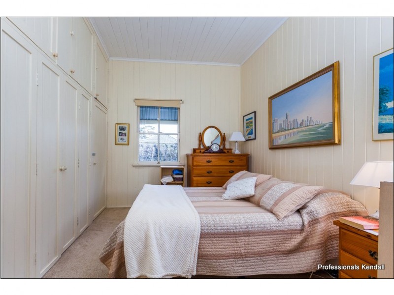 122 Contour Road, Tamborine Mountain QLD 4272