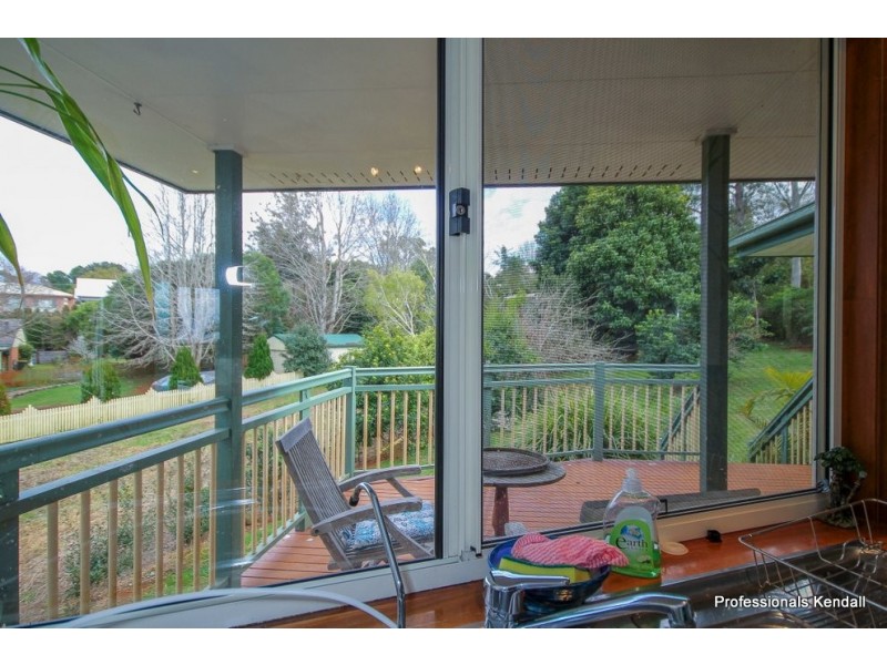 61 Coomera Gorge Drive, Tamborine Mountain QLD 4272