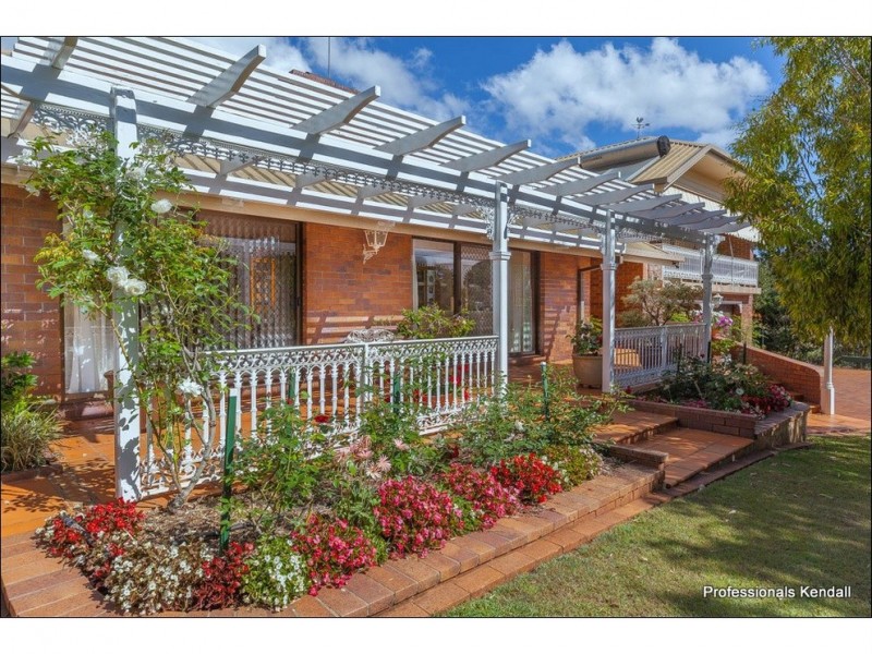 20 White Road, Tamborine Mountain QLD 4272