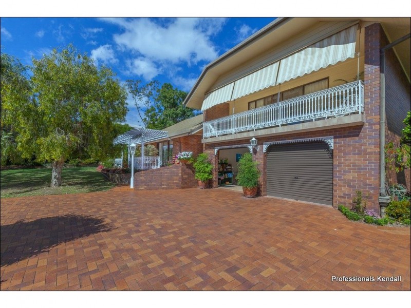 20 White Road, Tamborine Mountain QLD 4272