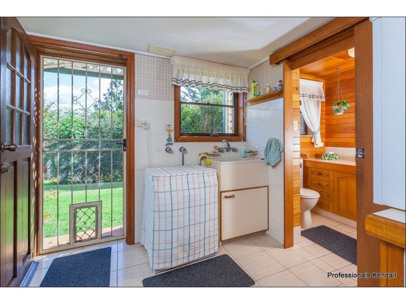 20 White Road, Tamborine Mountain QLD 4272