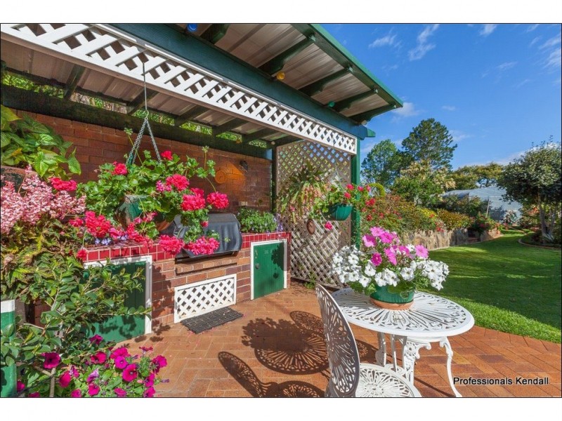 20 White Road, Tamborine Mountain QLD 4272