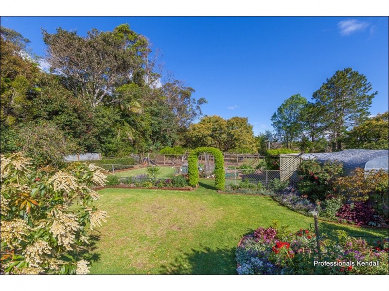 20 White Road, Tamborine Mountain QLD 4272