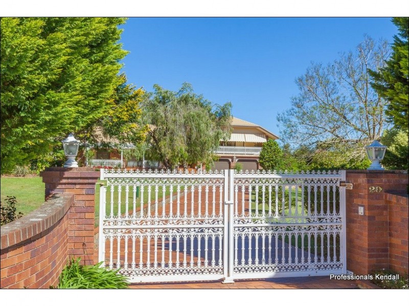 20 White Road, Tamborine Mountain QLD 4272