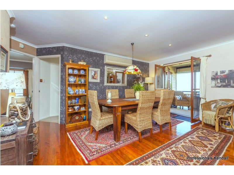 13 Paradise Drive, Tamborine Mountain QLD 4272