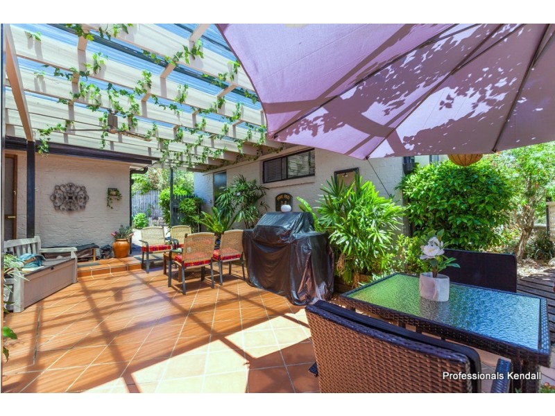 13 Paradise Drive, Tamborine Mountain QLD 4272