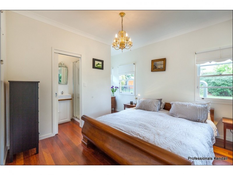 49 Southport Avenue, Tamborine Mountain QLD 4272