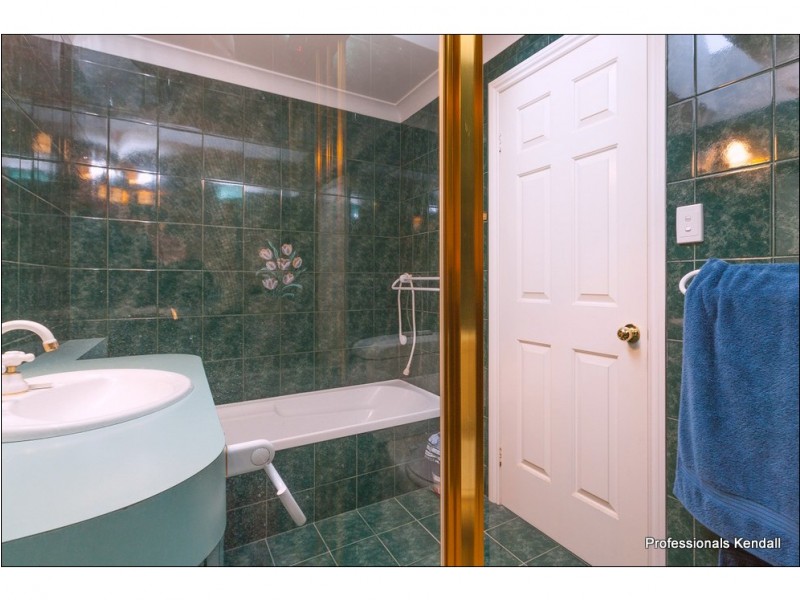 4 Romana Court, Tamborine Mountain QLD 4272