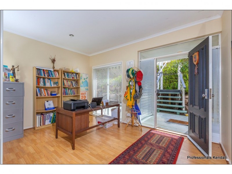 8 Jenyns Road, Tamborine Mountain QLD 4272