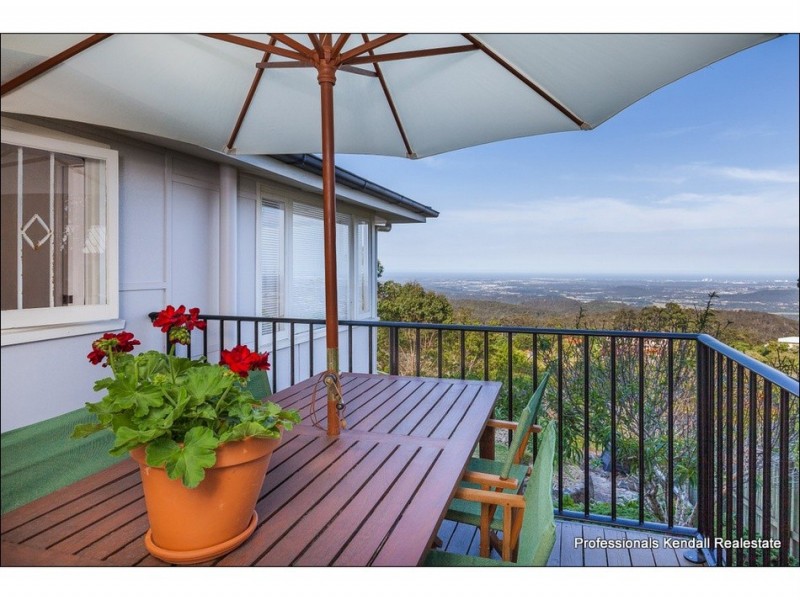 37 Cliff Way, Tamborine Mountain QLD 4272