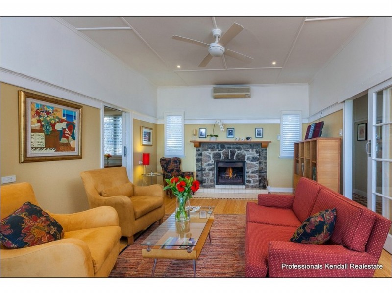 37 Cliff Way, Tamborine Mountain QLD 4272