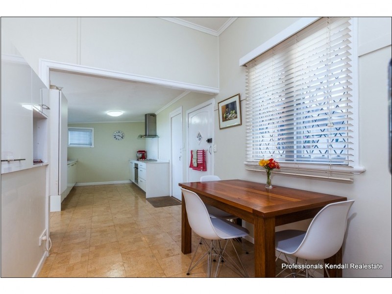37 Cliff Way, Tamborine Mountain QLD 4272