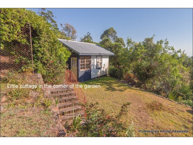 37 Cliff Way, Tamborine Mountain QLD 4272