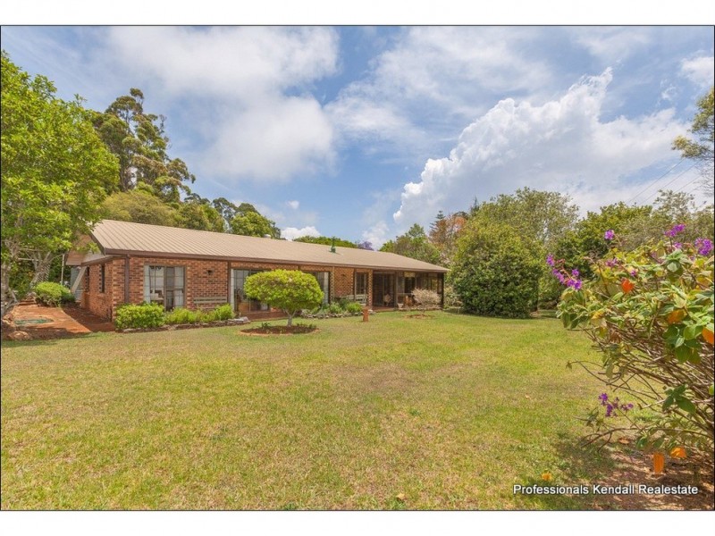 15 Biano Road, Tamborine Mountain QLD 4272