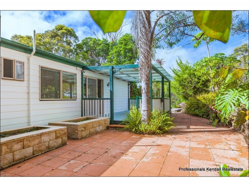 16 Foraker Drive, Tamborine Mountain QLD 4272