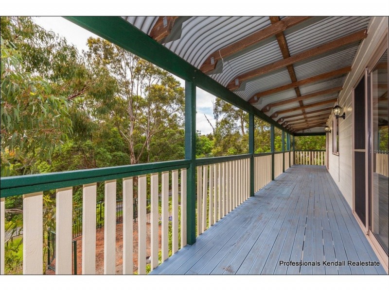 16 Foraker Drive, Tamborine Mountain QLD 4272