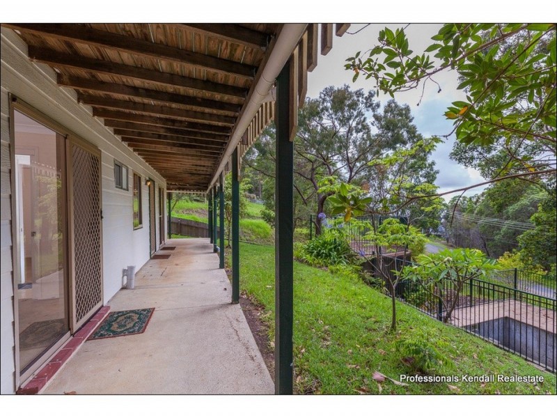 16 Foraker Drive, Tamborine Mountain QLD 4272