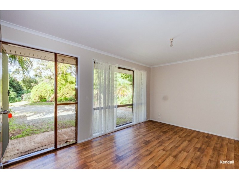 16 Sequoia Drive, Tamborine Mountain QLD 4272